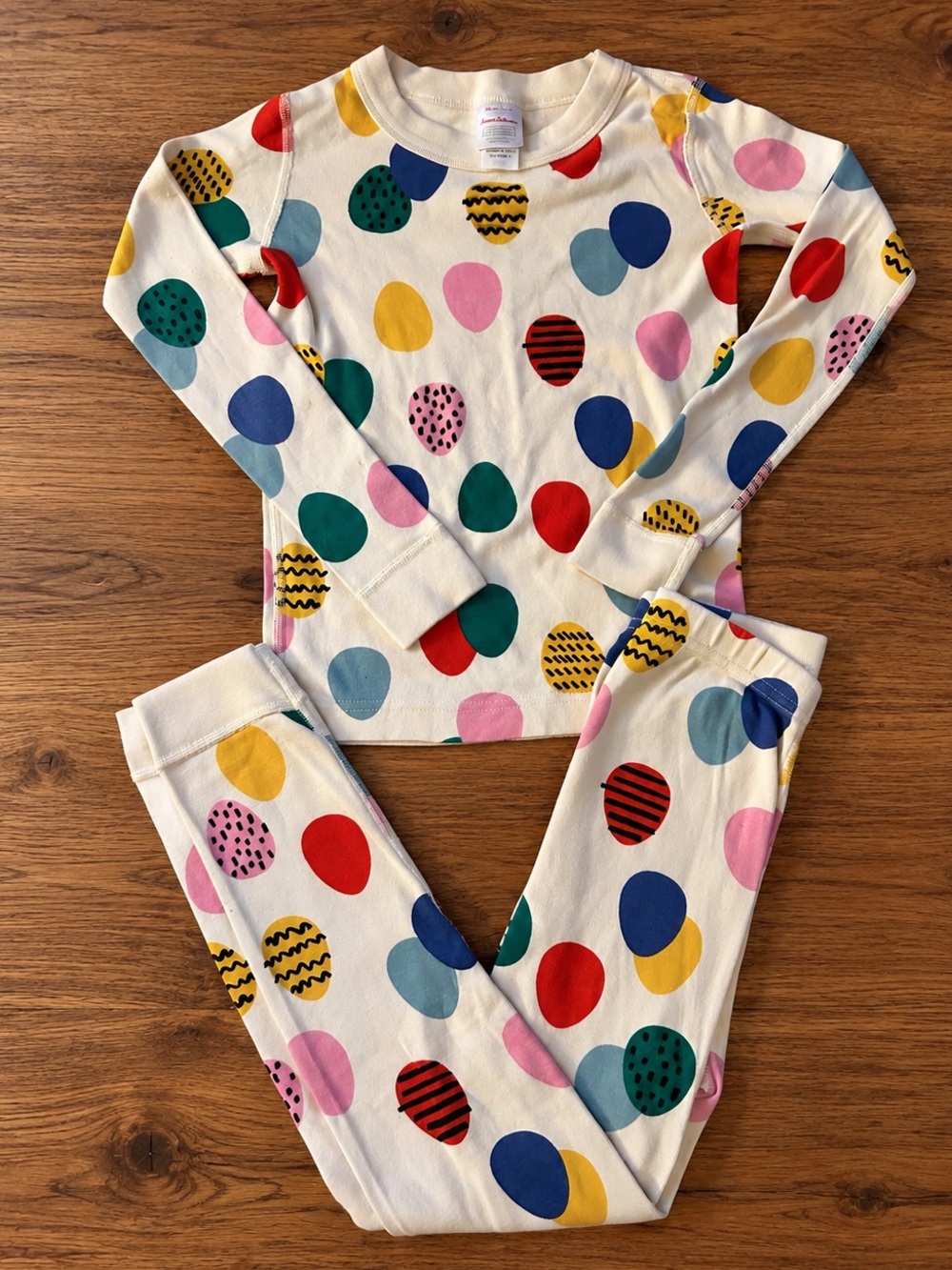 Hanna Andersson Cream Pajama Set with Multicolor Dot Print